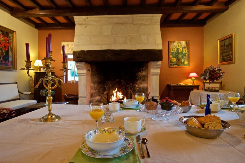 Manoir De La Guerie Bed & Breakfast Ablon Стая снимка