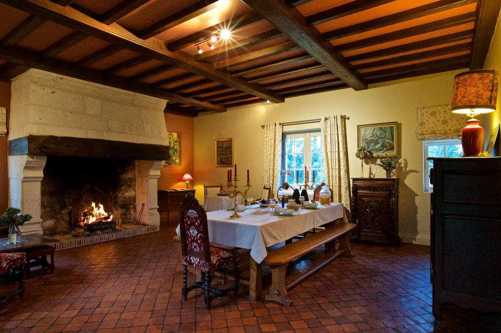Manoir De La Guerie Bed & Breakfast Ablon Стая снимка