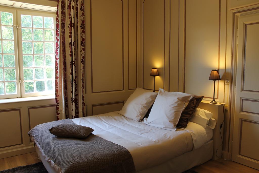 Manoir De La Guerie Bed & Breakfast Ablon Стая снимка